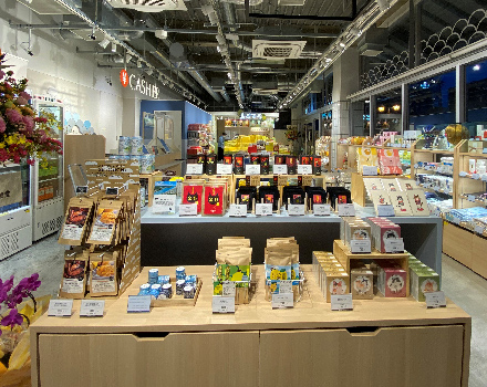 おみやげ街道桃太郎